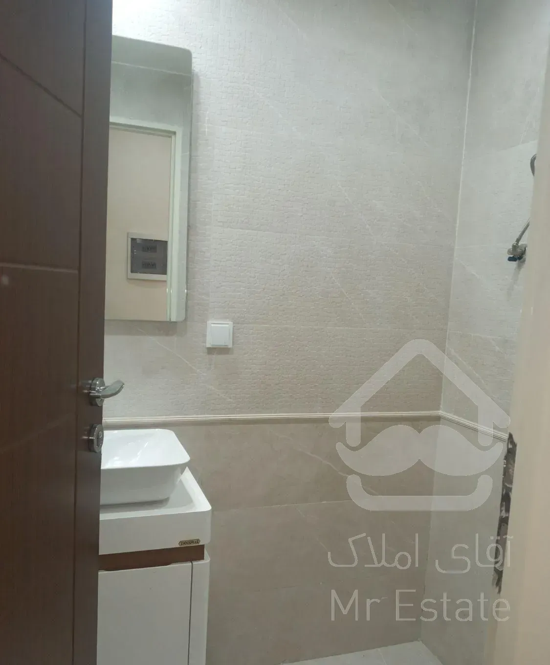 فروش آپارتمان ۸۱ متری ۲ خوابه در قنات‌کوثر