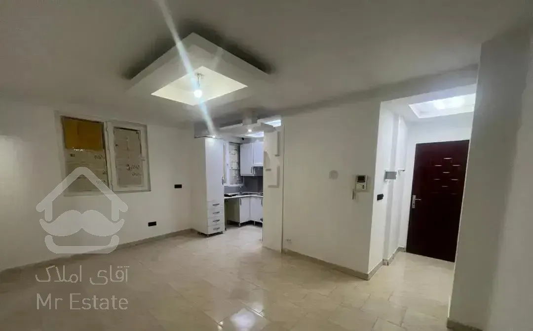 آپارتمان 50 متری با آسانسور و انباری