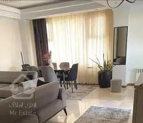 ۷۷/فول روبه آفتاب بلوار امام خمینی  شهرک آزادی