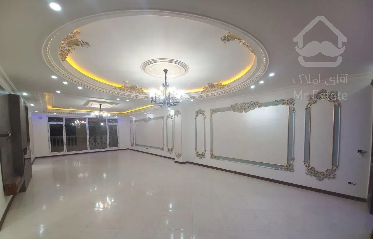 ۱۶۰ متری و ۱۴۰ متری کلیدنخورده/بر خیابان محدث قمی