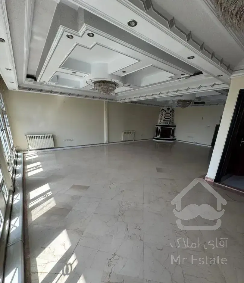 آپارتمان ۱۸۰ متر/۳ خواب/شهرک گلستان