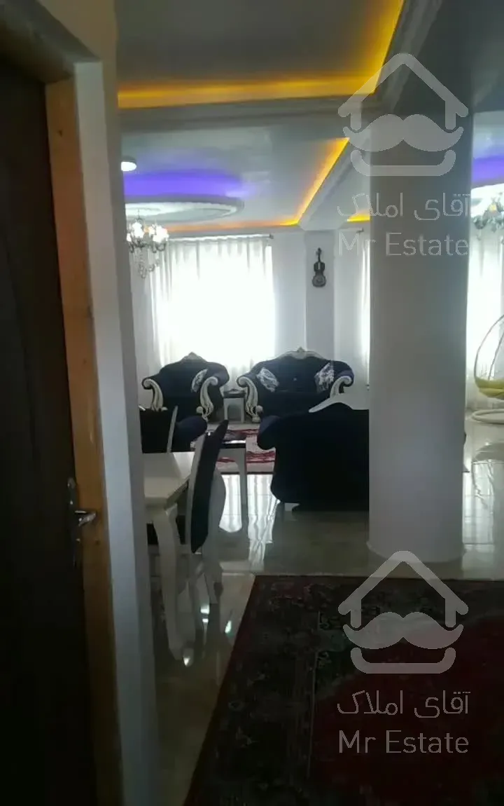 ویلا دوبلکس با پارکینگ سرپوشیده