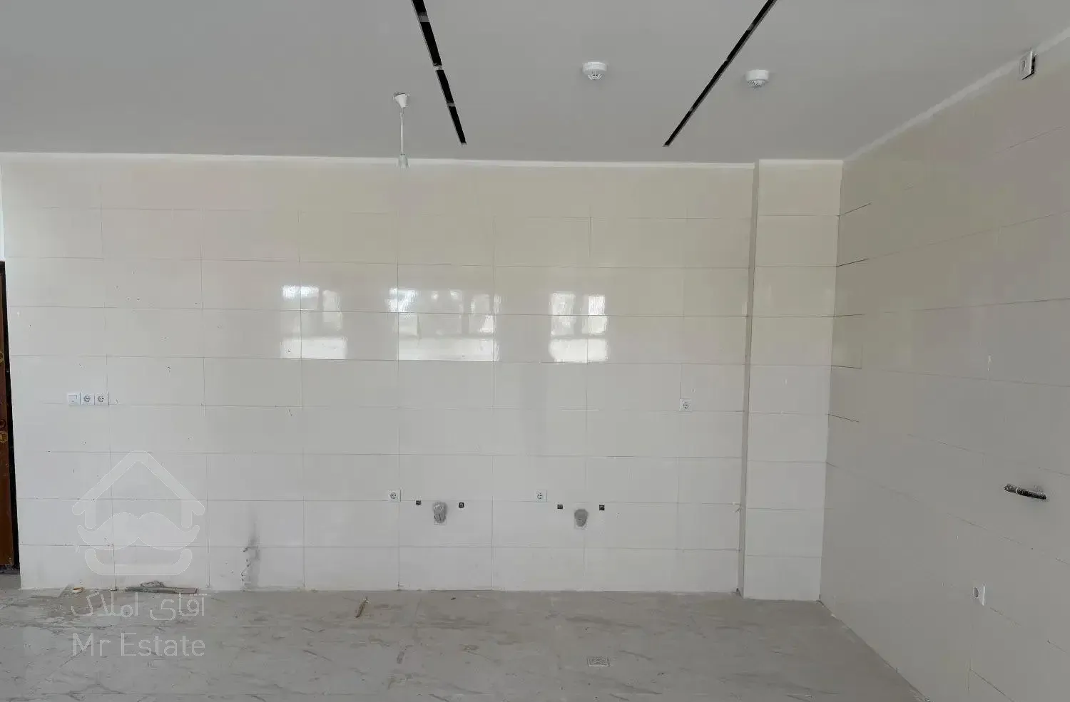 اپارتمان ۱۱۰ متر صفر خیابان پاسداران