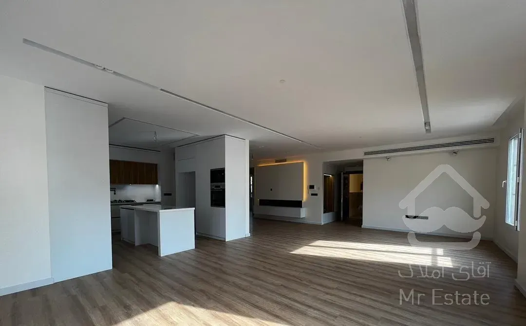 فروش آپارتمان ۱۳۰ متری جردن / فول بازسازی شده