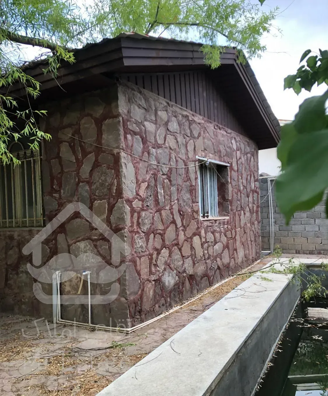 باغ ویلا ۴۵۰ متری با کنتور برق آبسرد