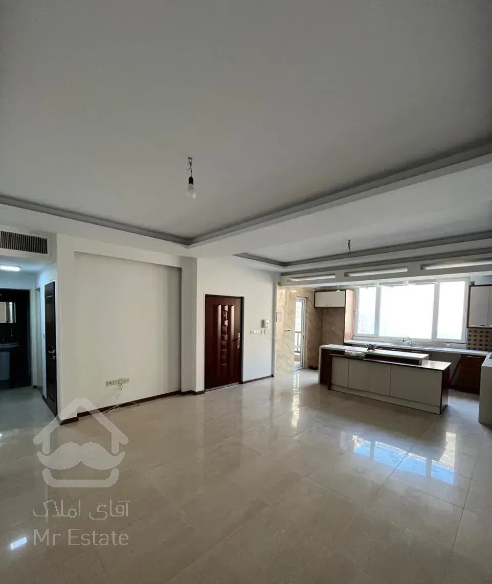 ۱۱۰ متر / ۳ خواب / فول امکانات / پارکینگ غیر مزاحم