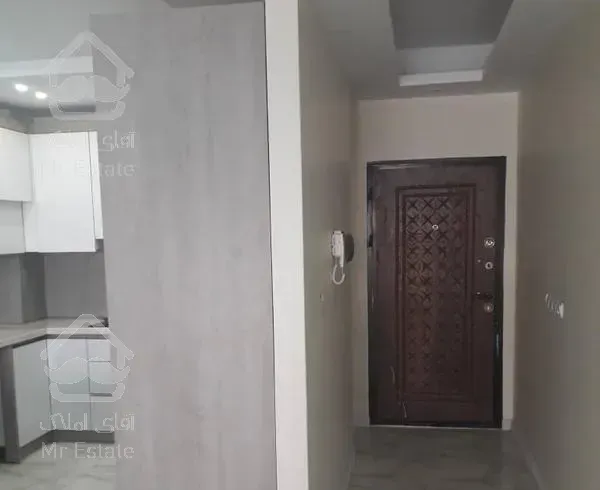 100متری /نوساز /فروشنده واقعی