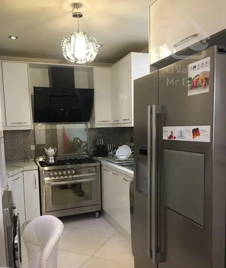 ۱۱۵ متر  فول امکانات