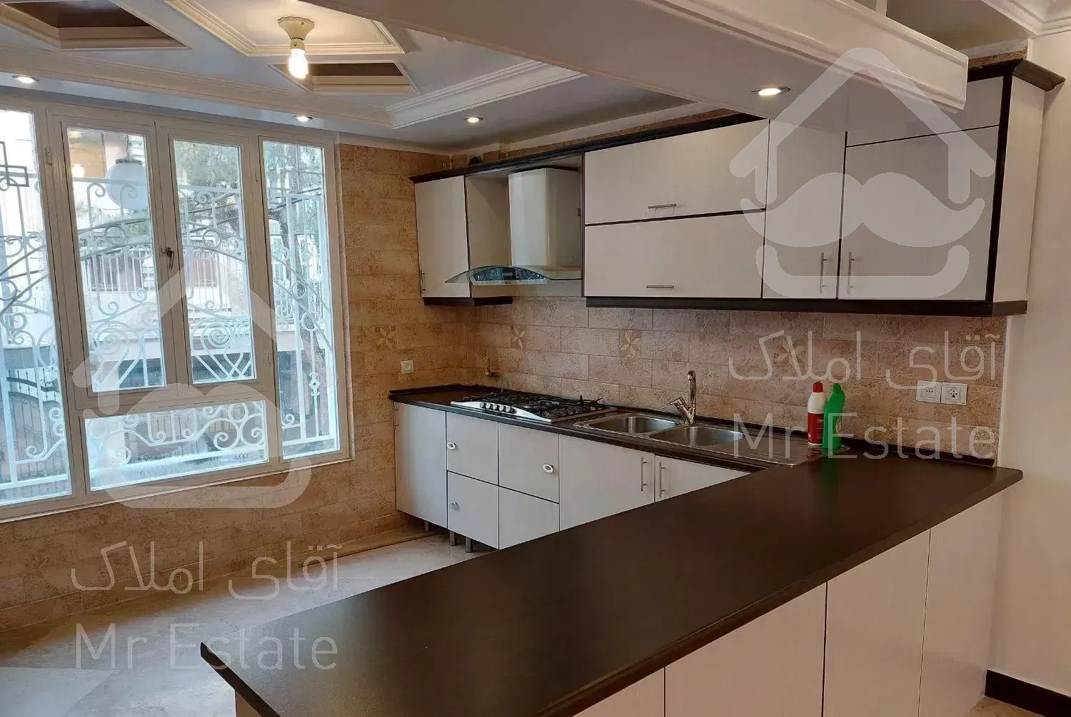 ۷۵مترتکواحد خوش نقشه نورگیر روی همکف/ دهقان