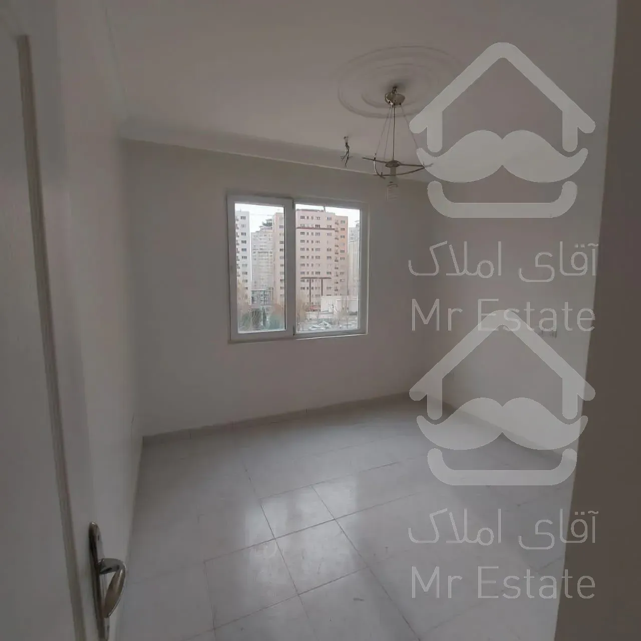 90متر/2 خواب/فول امکانات/دریاچه چیتگر