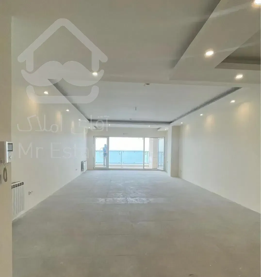 ۱۳۰ متری پلاک اول دریا طبقات بالا (سرخرود)