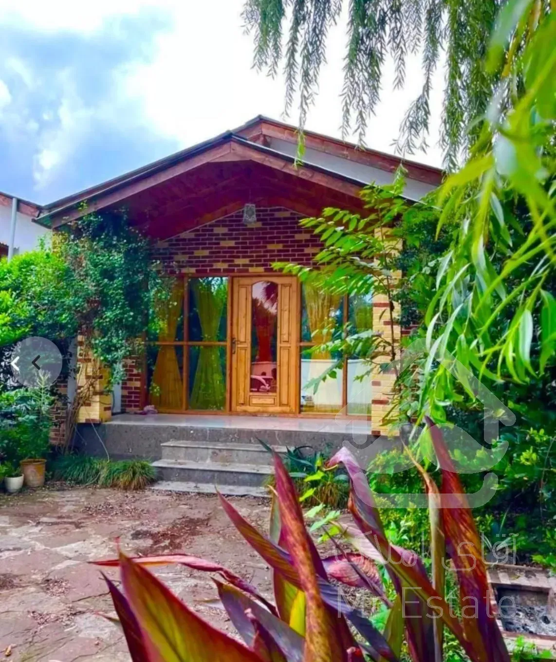 ویلا 200متری /منطقه*جنگلی* اقساط 12ماهه