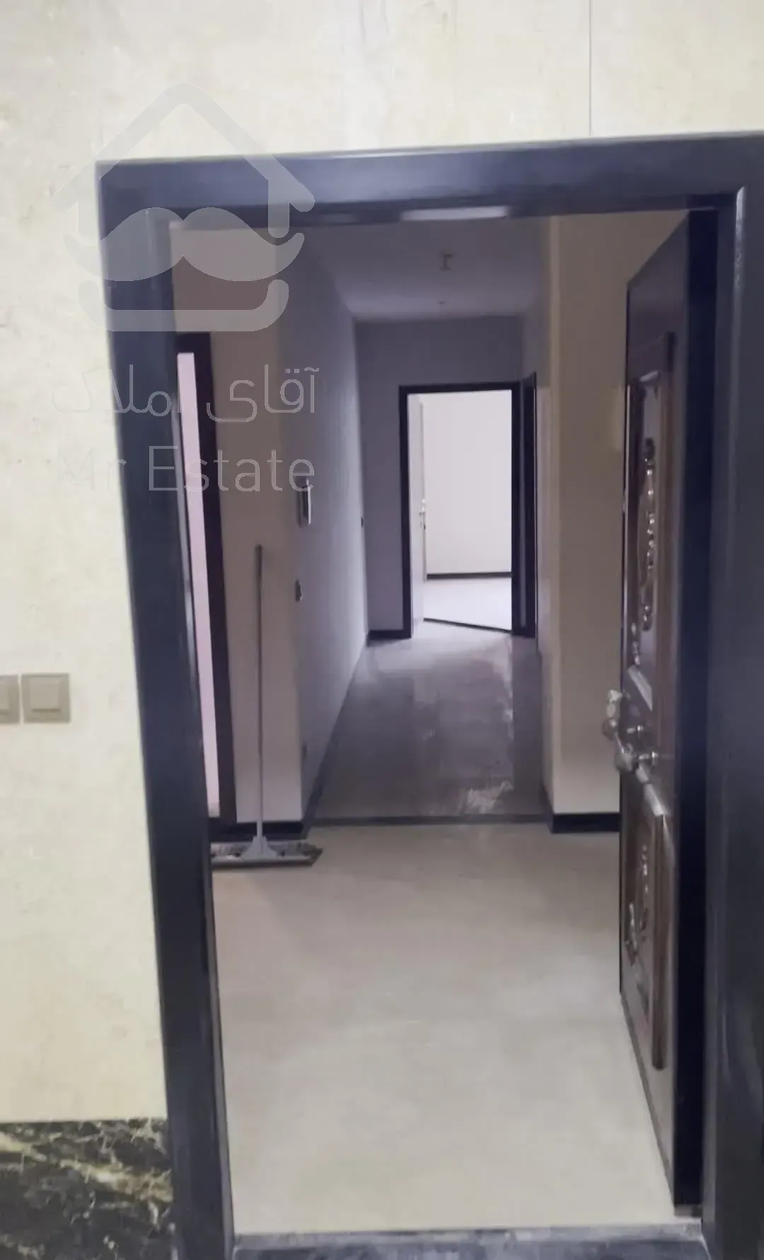 فروش آپارتمان ۳۲۰ متری ۴ خوابه