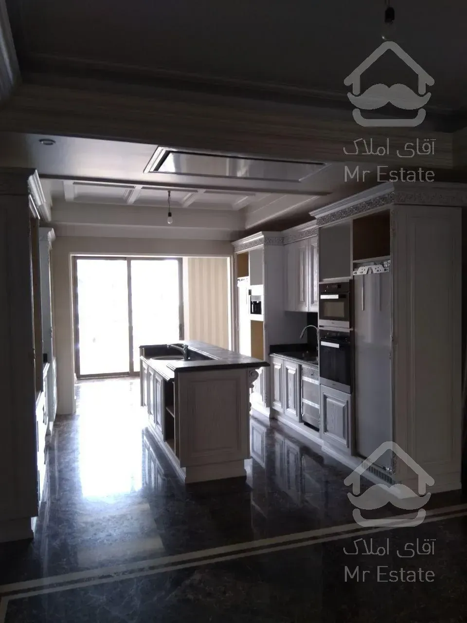 خرید 215 متر در فرمانیه