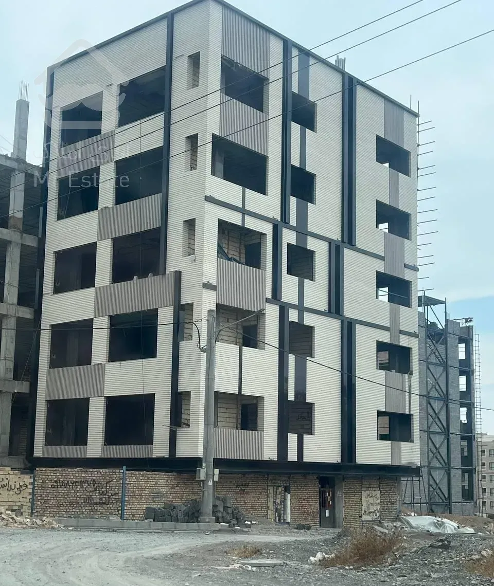 فروش آپارتمان ۱۴۰ متری ۳ خوابه