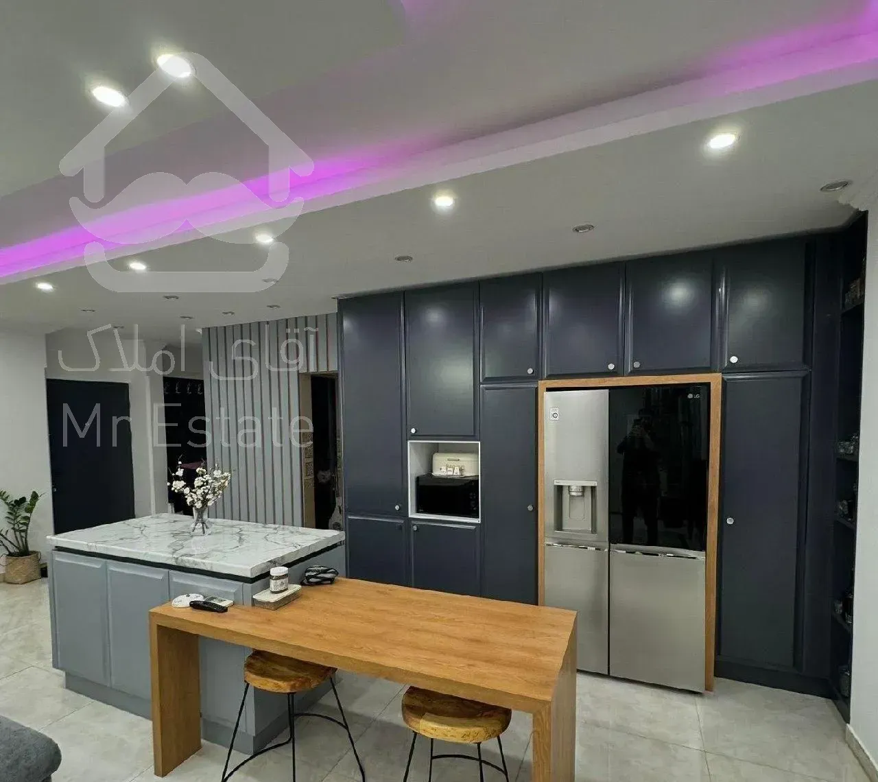 آپارتمان شهری ۱۵۰ متری ۳ خوابه