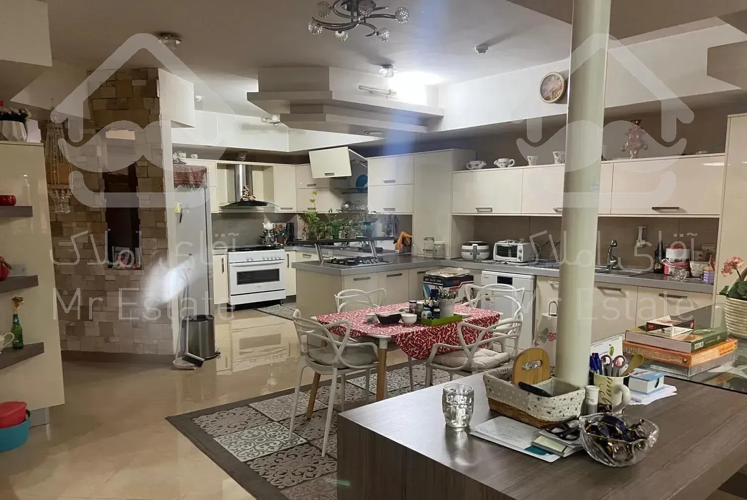 اپارتمان۲۸۵متر چهار خواب خ فردوسی