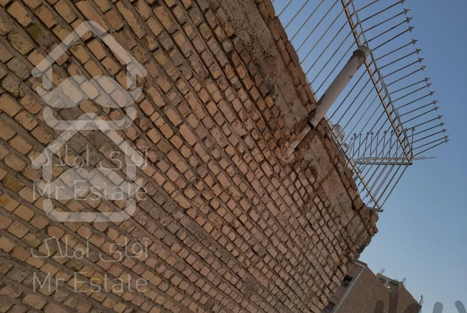 تخریب و خاک برداری