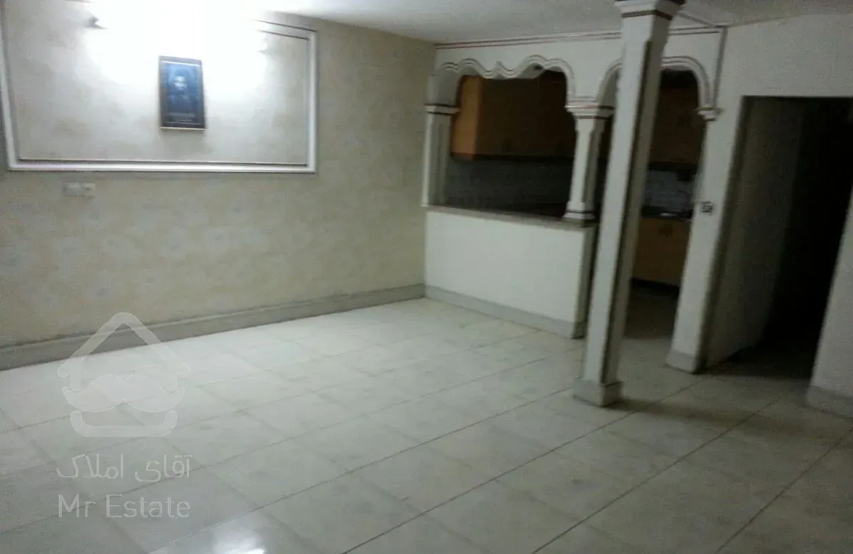 آپارتمان زیر همکف 77 متری