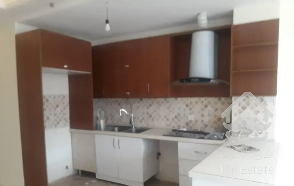 آمل شاه محله۸۲ متر نوساز (شیک)