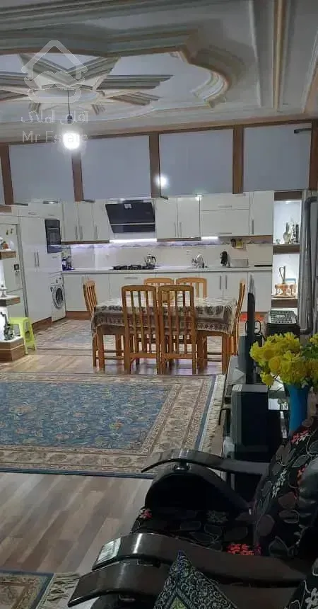 آپارتمان ۱۵۰ متری لاهیجان کنار استخر