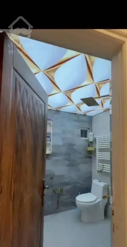 فروش ۱۴۵ متری در لوکیشنی عالی با قیمتی فوق العاده