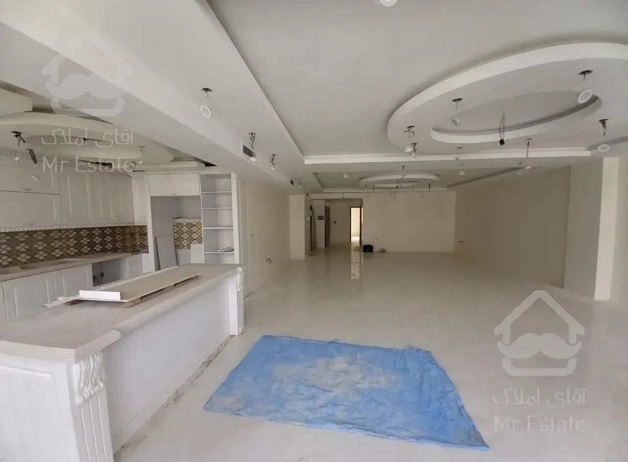 فروش۳۲۱متربنادر۳طبقه/فروش‌یامعاوضه با کلنگی/دهکده المپیک/منطقه۲۲