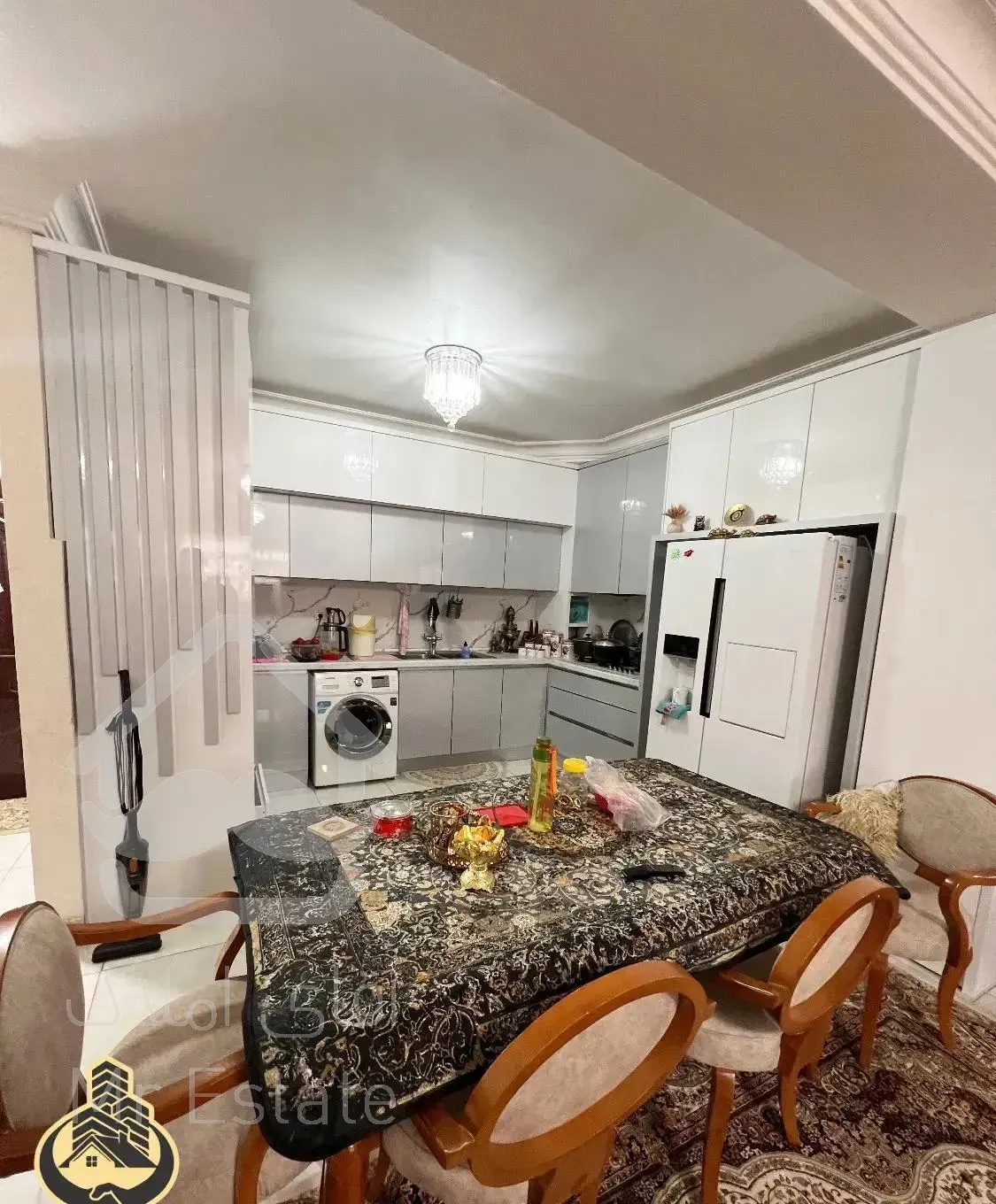 * بورس فروش آپارتمان در فومن * ۹۵متر خیابان امام