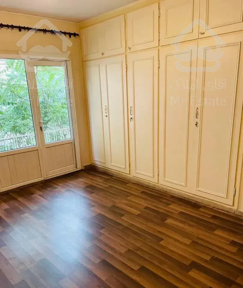 آپارتمان ۱۰۰ متر دو خواب بازسازی شده