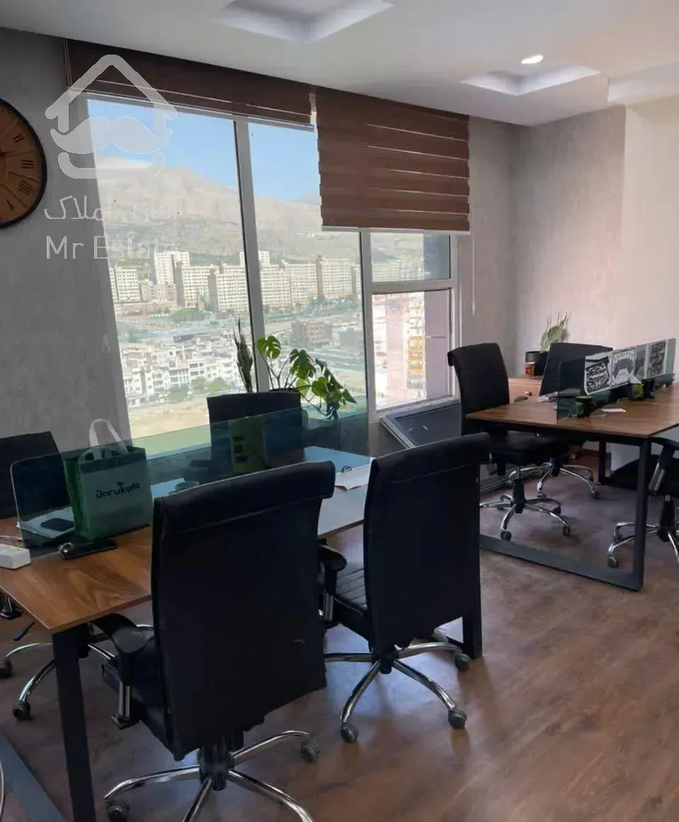 ۱۱۳ متر سند اداری کلید نخورده ویوکامل دریاچه چیتگر