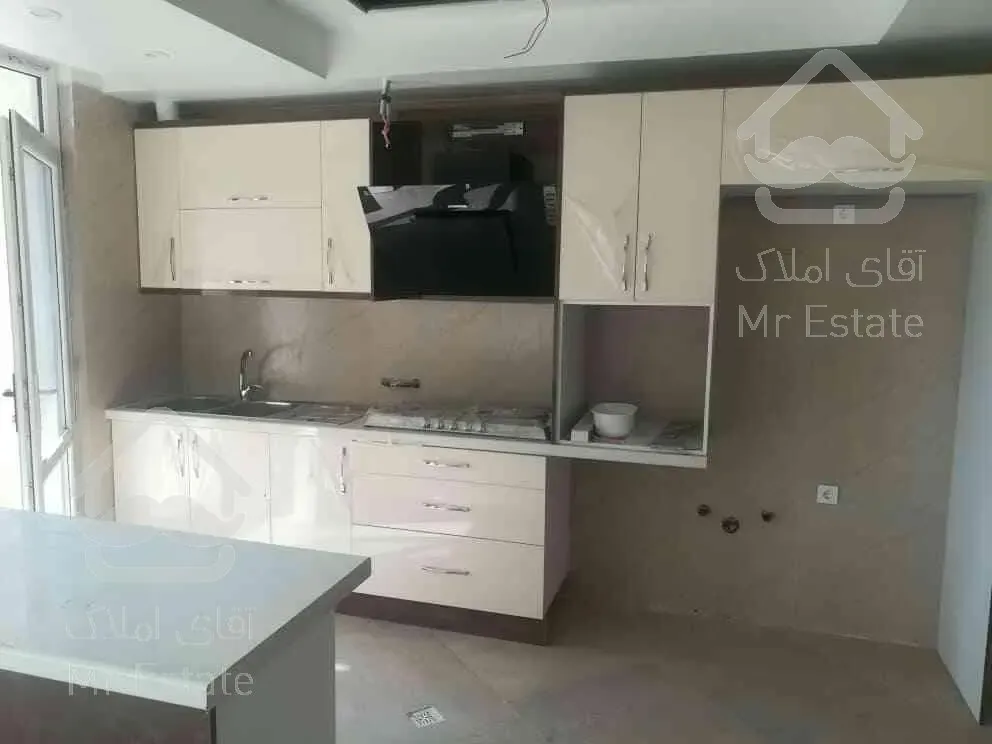 فروش ۱۲۵ متر آپارتمان موقعیت اداری نوساز فردوس شرق