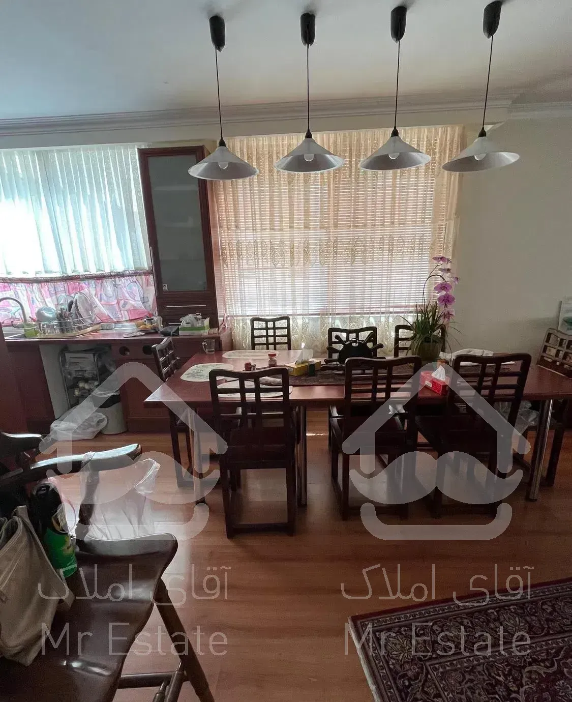 آپارتمان ۱۳۵ متر ونک