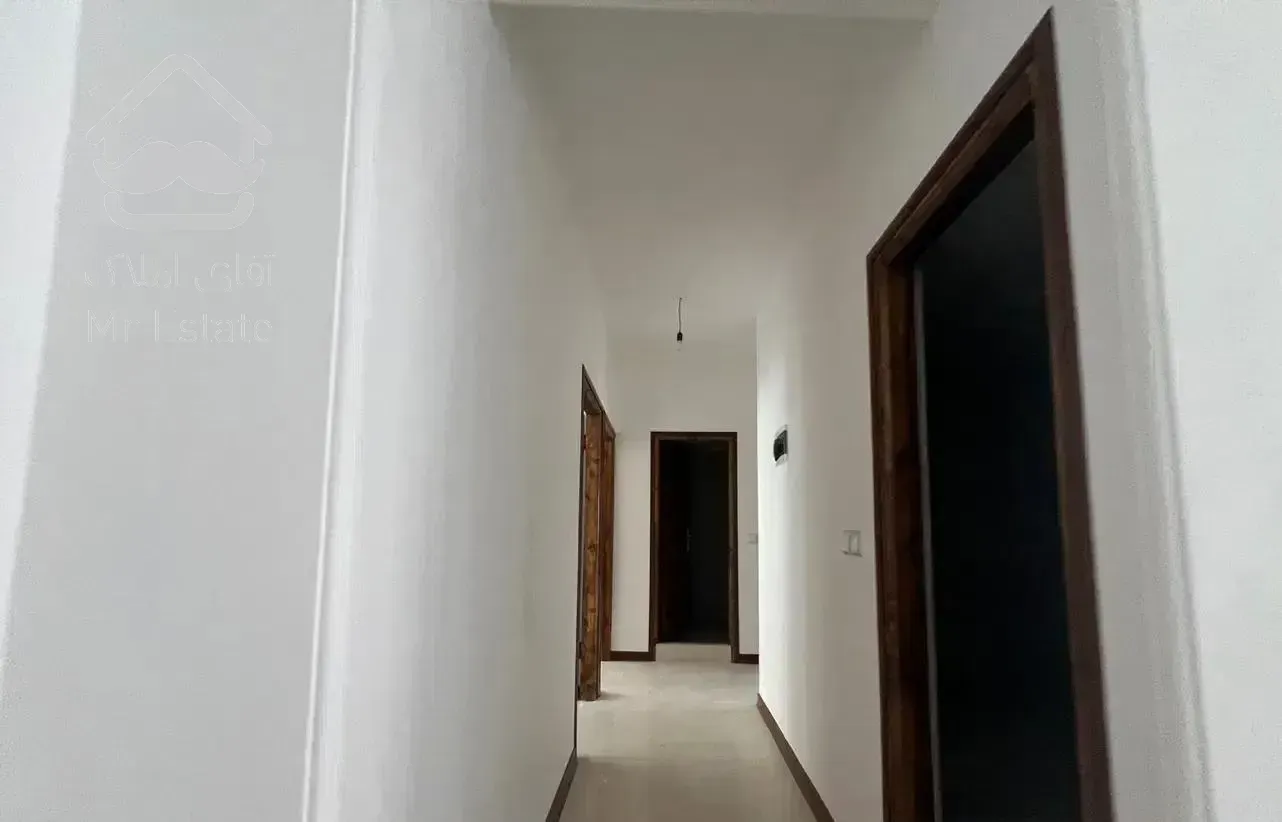 ۱۴۰ متری تک واحدی نوساز کلید نخورده