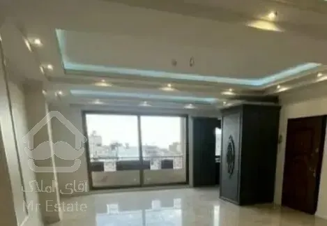 ۸۲متر/۲خواب/فول امکانات/کلید نخورده/زیر قیمت منطقه