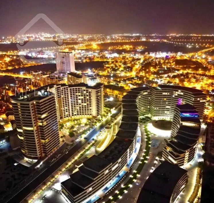 پنت ساحلی پلاک یک ۲۵۰ متر سه خواب تراس بزرگ