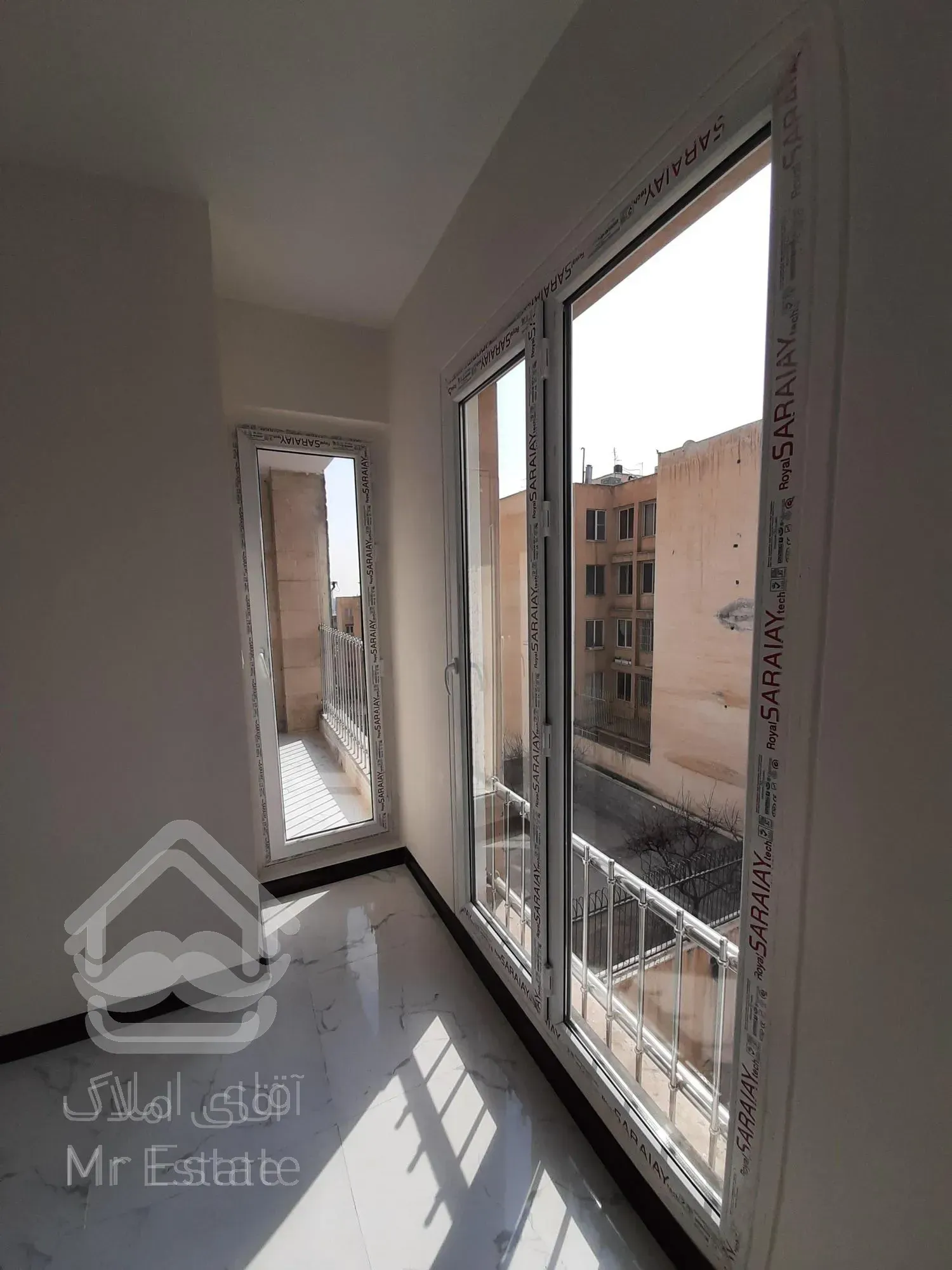 فروش ۸۰متری خطی رو به آفتاب