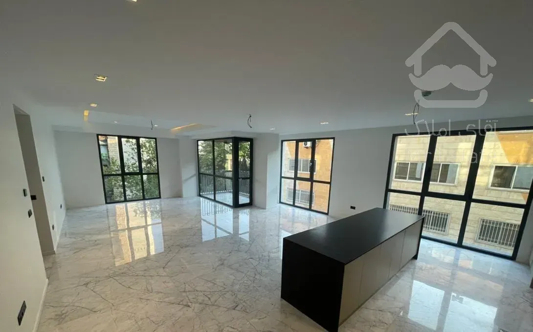 فروش آپارتمان ۱۶۸ متری ۳ خوابه در دارآباد