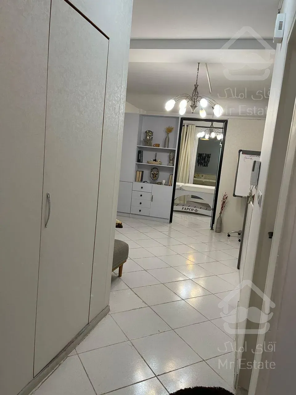 آپارتمان با موقعیت اداری ۱۰۰ متری واقع در سعادت آباد