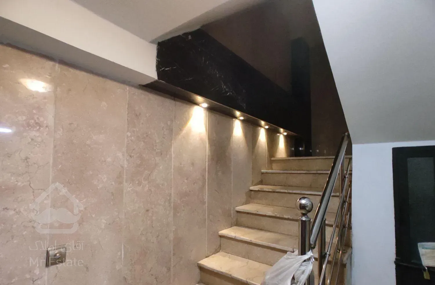 آپارتمان ۵۷ متری شریعتی - مرودشت