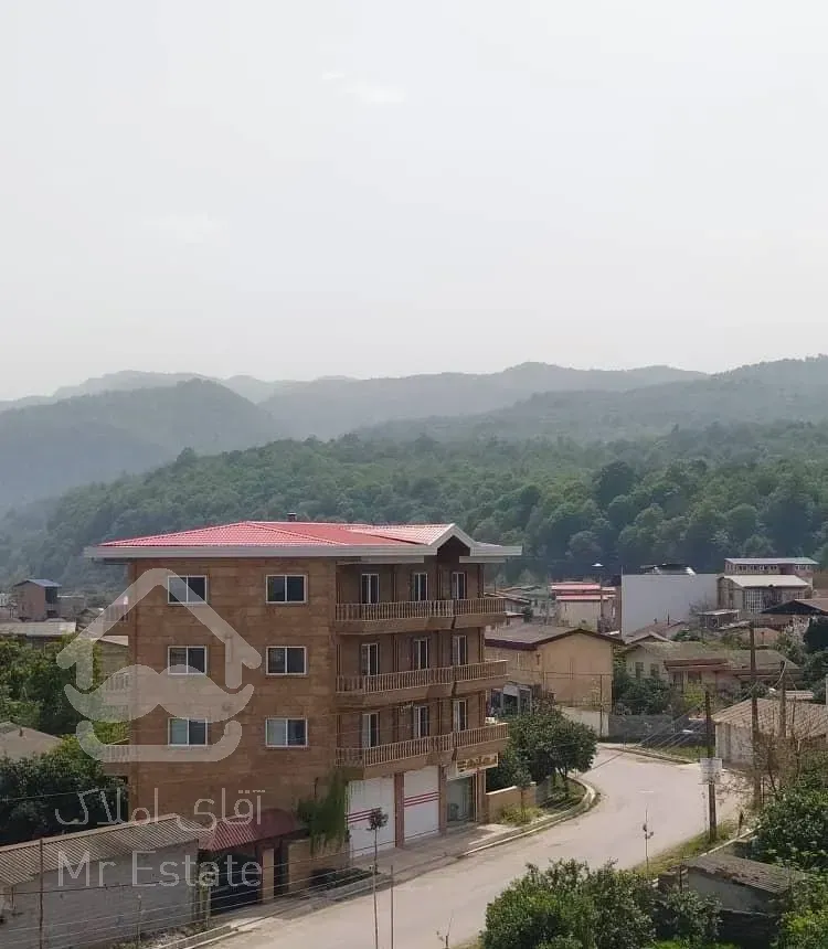 فروش آپارتمان ۱۶۸ متر طبقه دوم سند تکبرگ مالک هستم