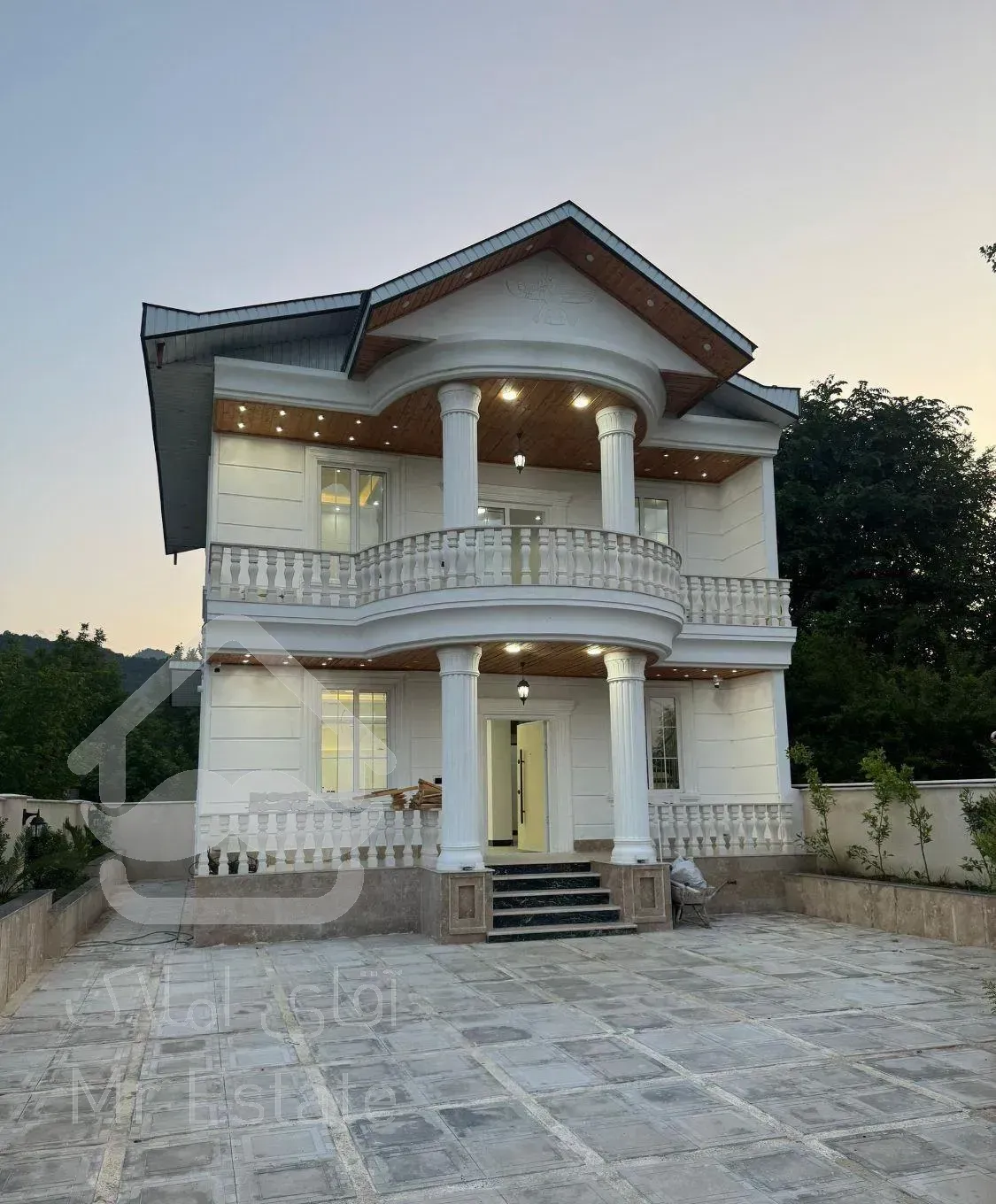 فروش خانه ویلایی ۱۷۰ متری ۳ خوابه