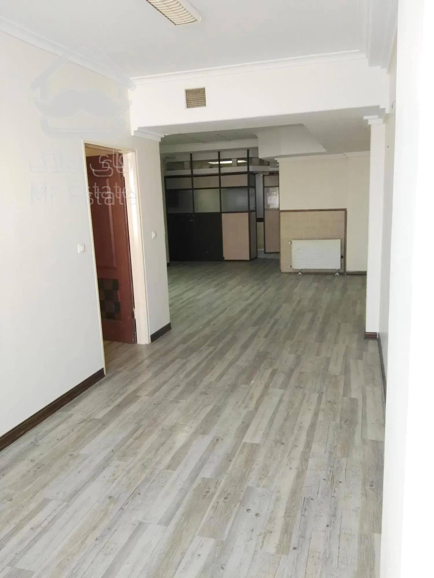 خرید و فروش سند اداری اداری ۱۵۵ متری در صادقیه