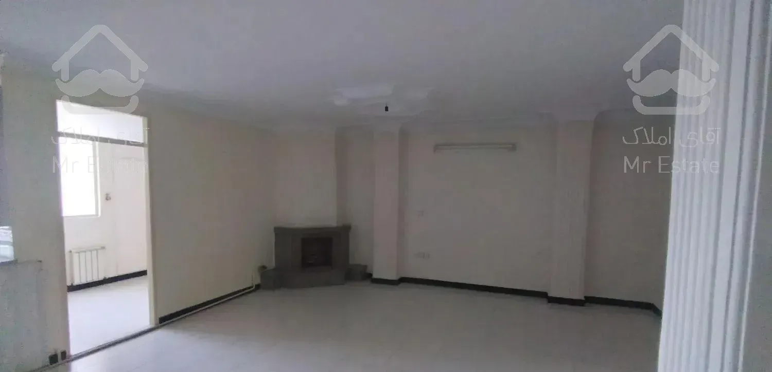 ۸۱متر ۲خواب سرسبیل. بالکن.انب