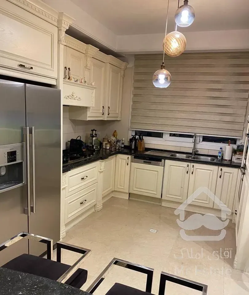 195متر 3خواب/دسترسی