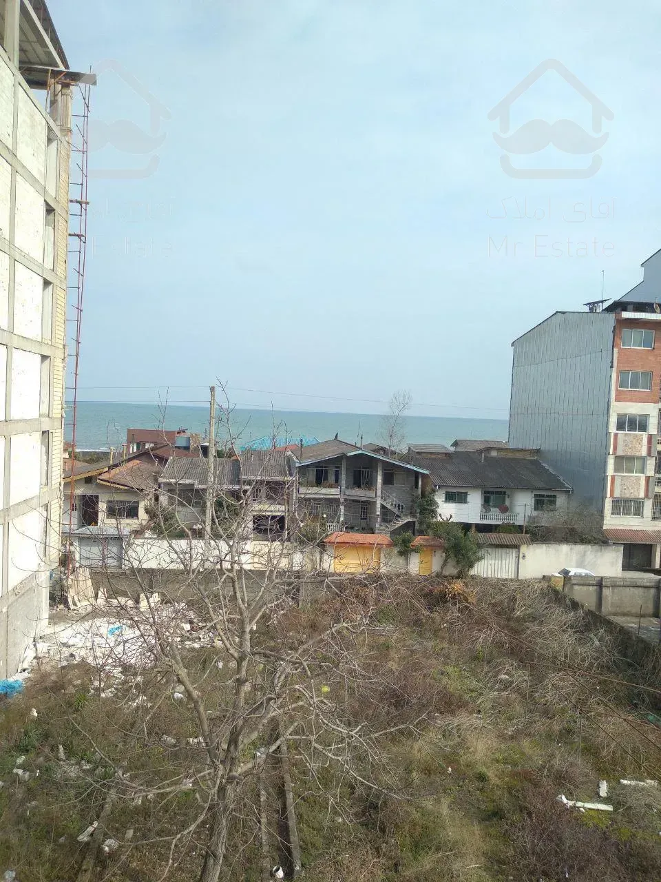 فروش واحد آپارتمان بر جاده اصلی