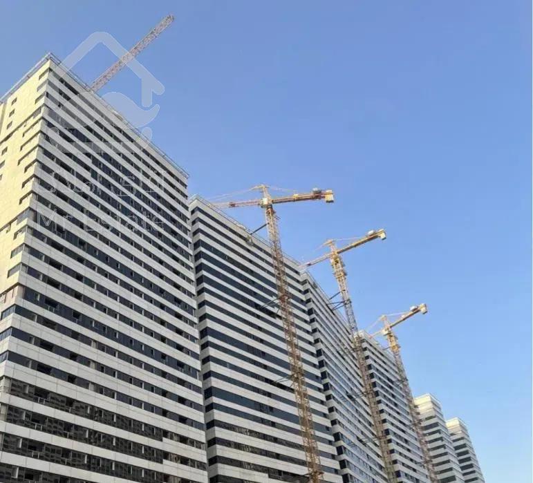 ۱۰۰ متر برج خرازی غرب دریاچه فاز ۲ (رزمنده)