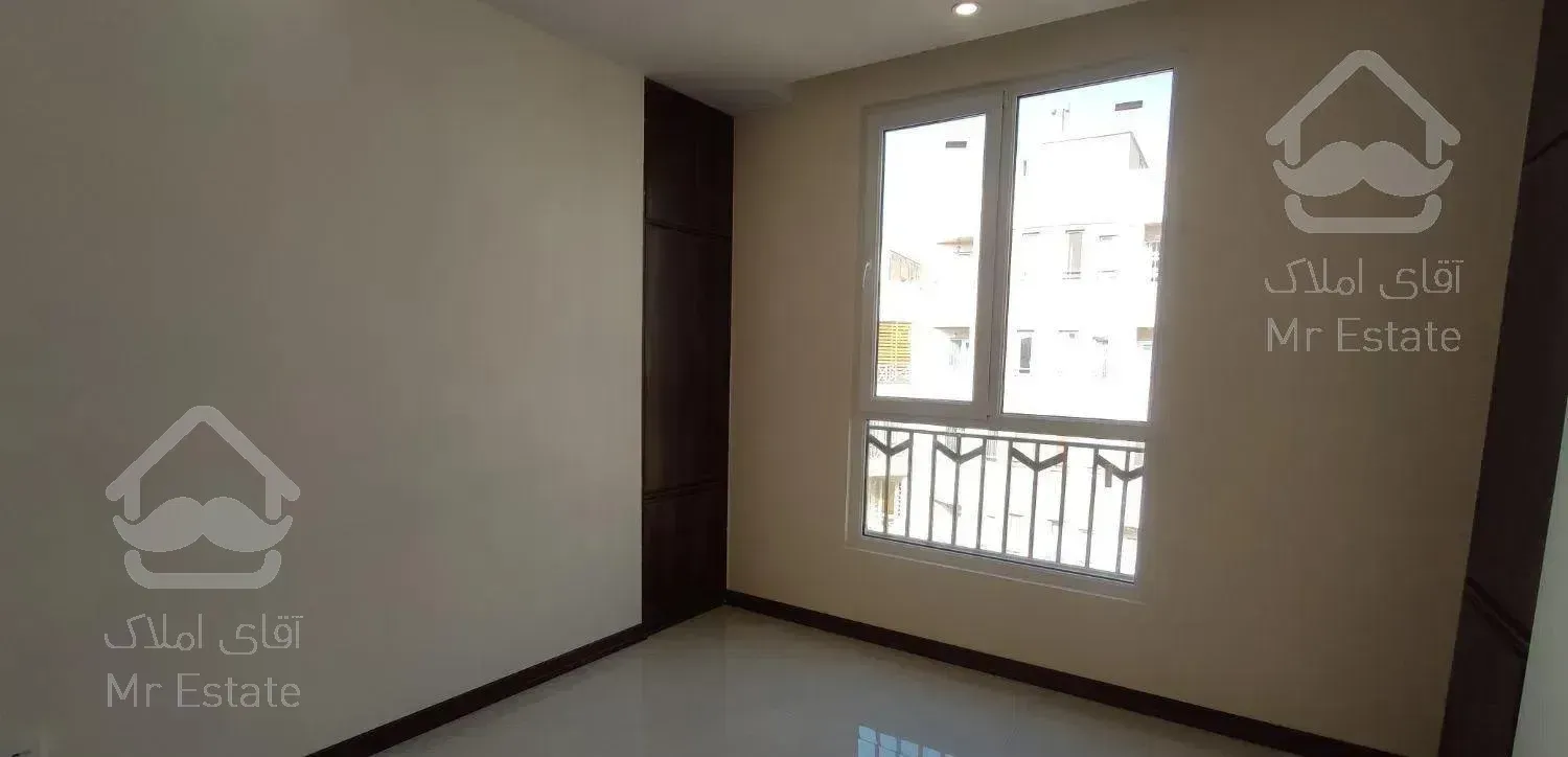 ۱۱۸متر  ۳ خواب اشرفی اصفهانی