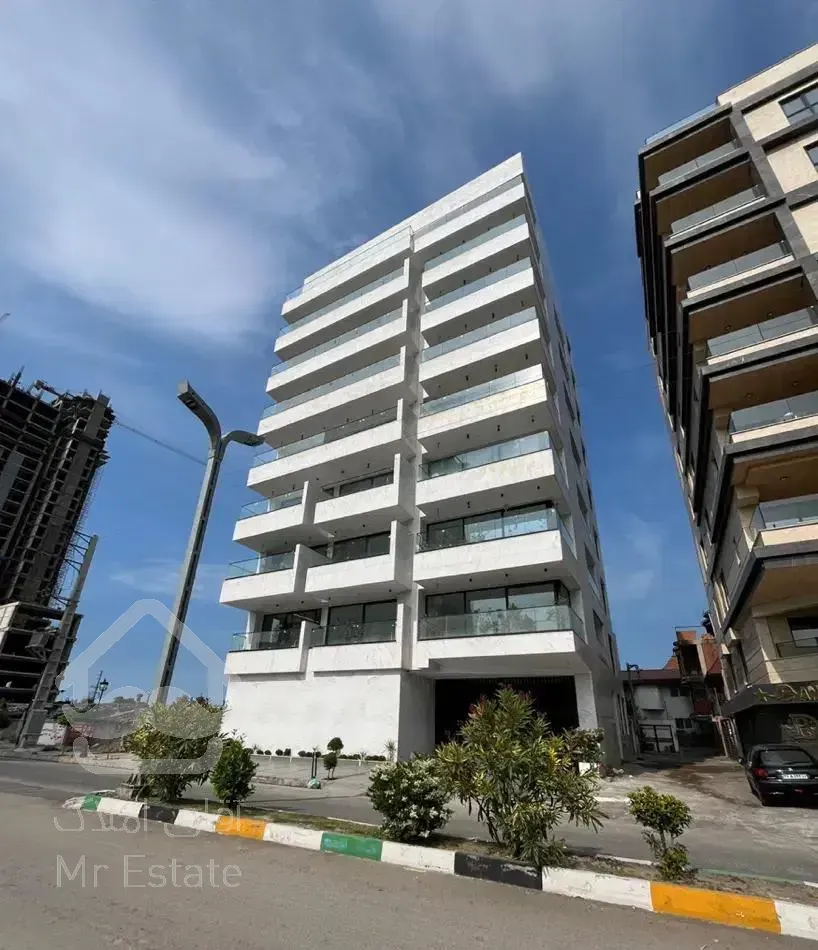 آپارتمان ۹۲ متری ۸۰ قدمی دریا