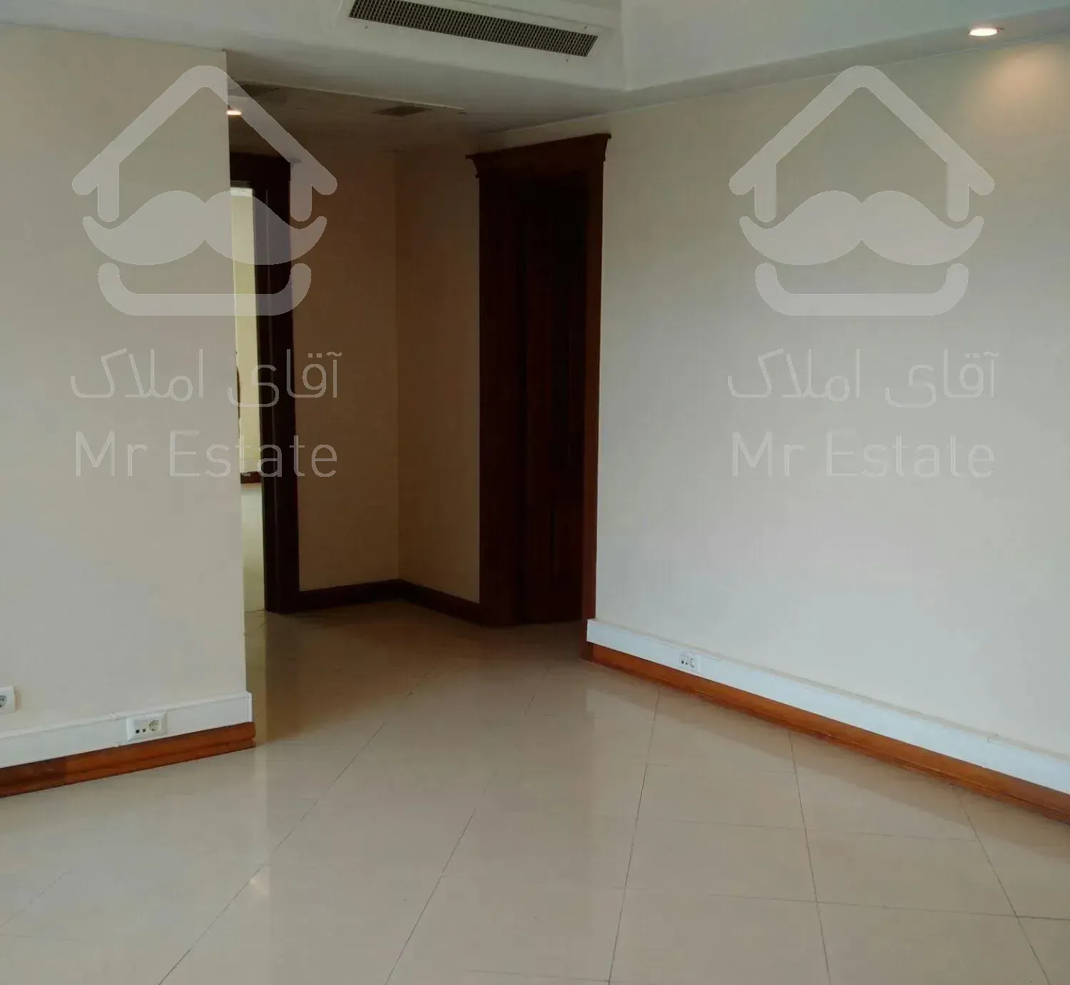 شریعتی بالاتر از پل صدر 100 متر