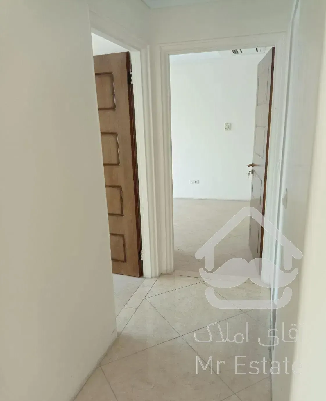 150متر /غرق نور/لابی شیک و مجلل/تراس قابل چیدمان